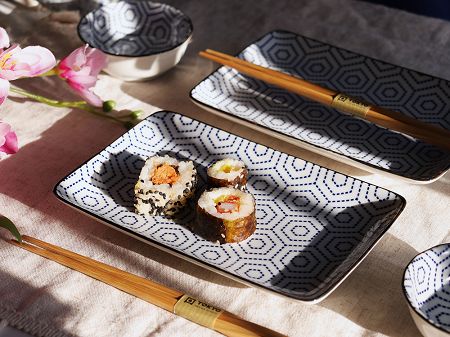 Zestaw do sushi dla 2 osób (4 el.) z pałeczkami Tokyo Design Studio - Kotobuki 22046